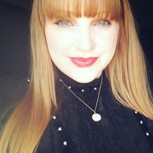 Meet your Posher, Natalie